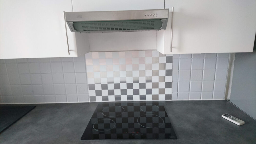 Location Appartement Appartement traversant T3/4 meublé de 76 m2 Gardanne