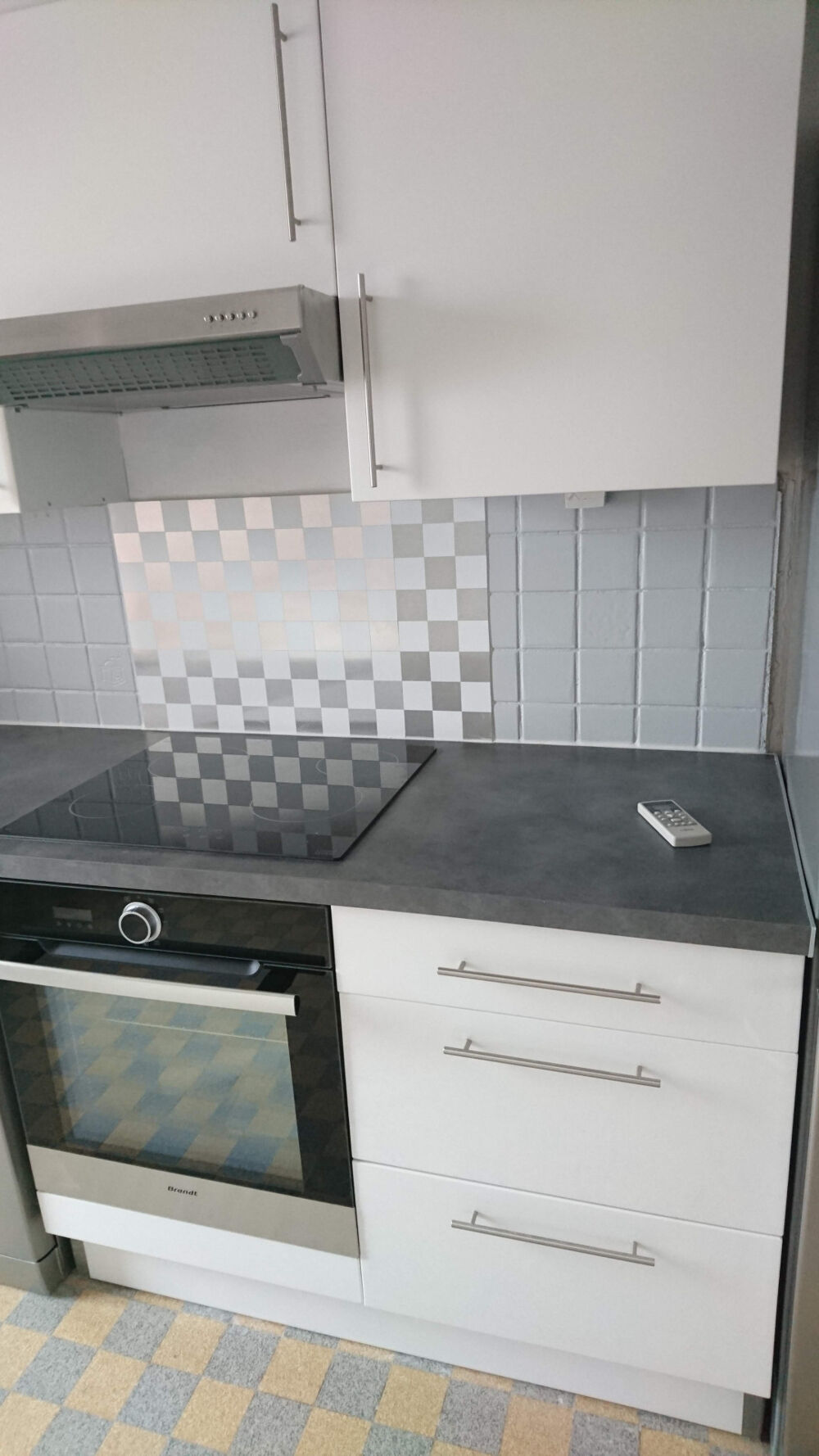 Location Appartement Appartement traversant T3/4 meublé de 76 m2 Gardanne