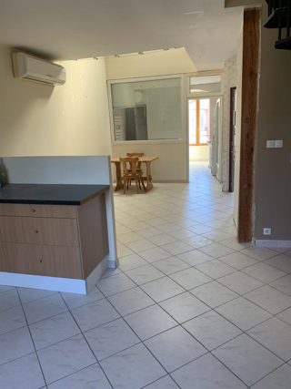  Appartement à louer 3 pièces 68 m²