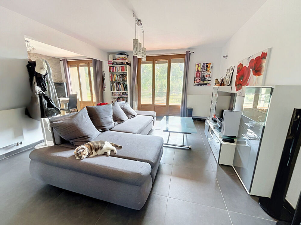 Vente Appartement Balcon, cave, parking. Gardanne