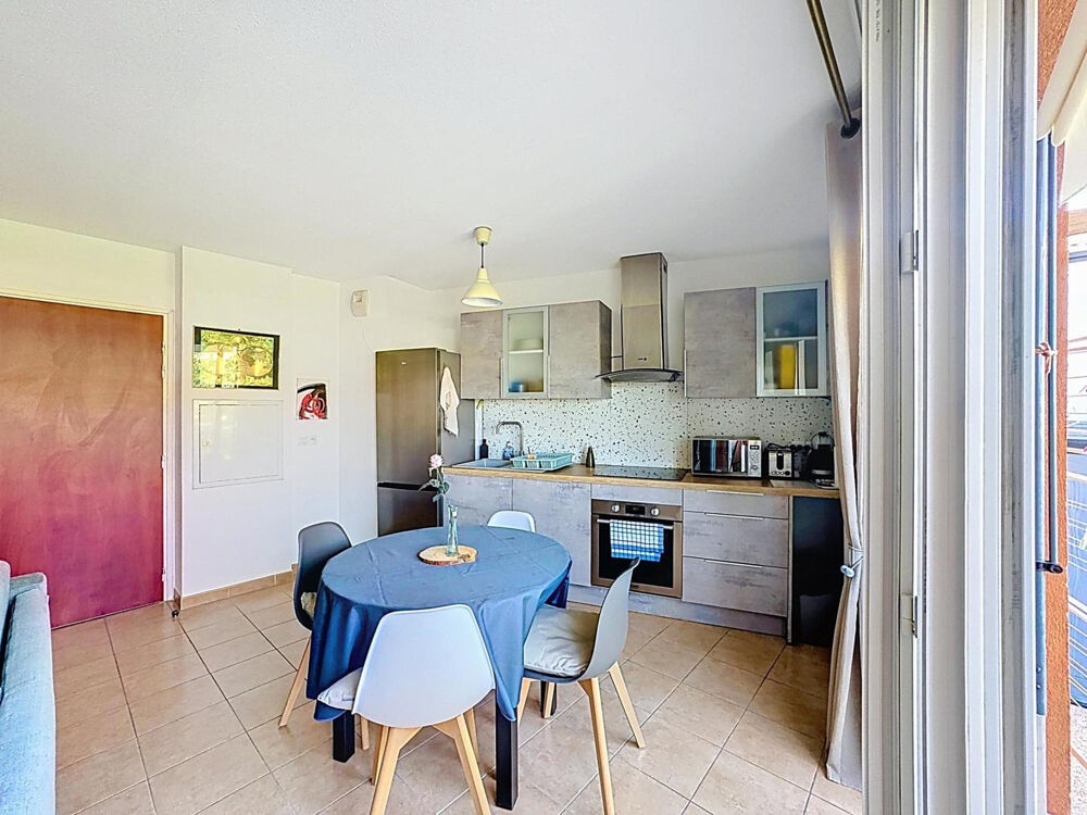 Vente Appartement Type 2 au premier et dernier étage, terrasse & stationnement Trets