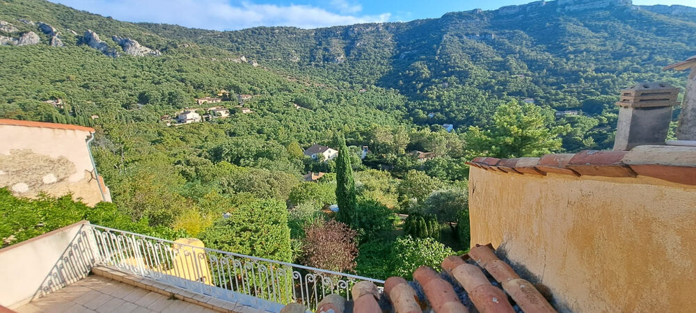 Maison 10 pièces 204 m² · à Mimet · 204 m² · 670 000 €