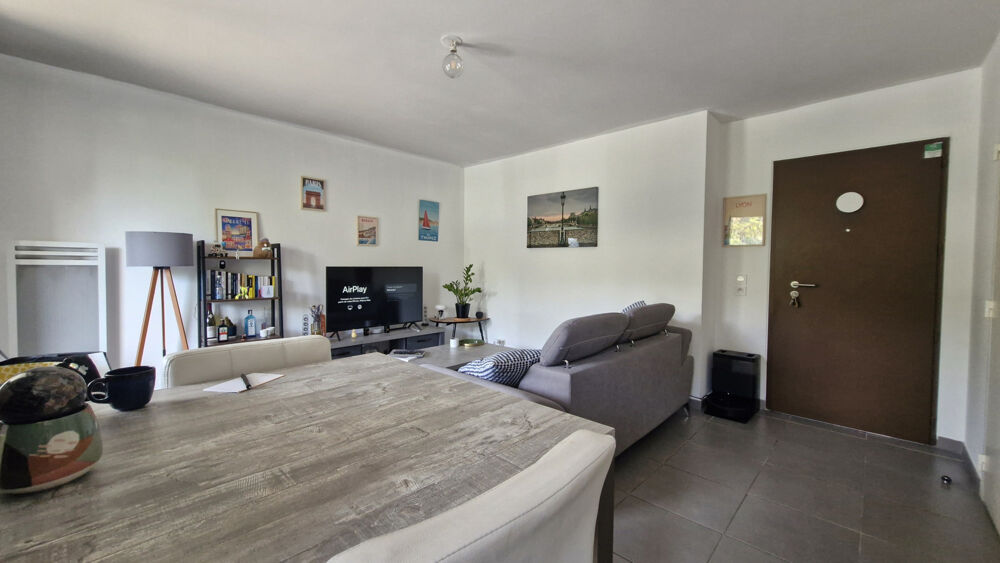 Vendu loué 848 €/m