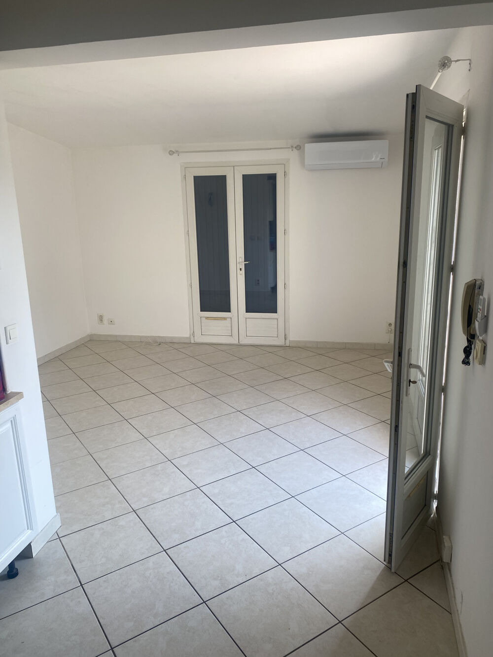 Location Maison Avec extérieur privatif Marseille 10