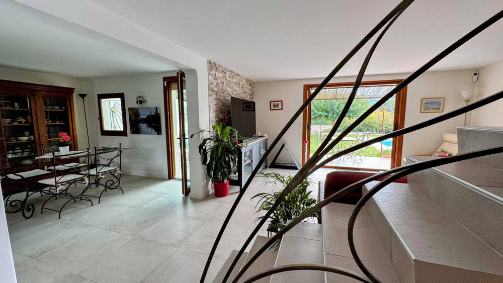  vendre  Maison Chteauneuf-le-Rouge (13790)