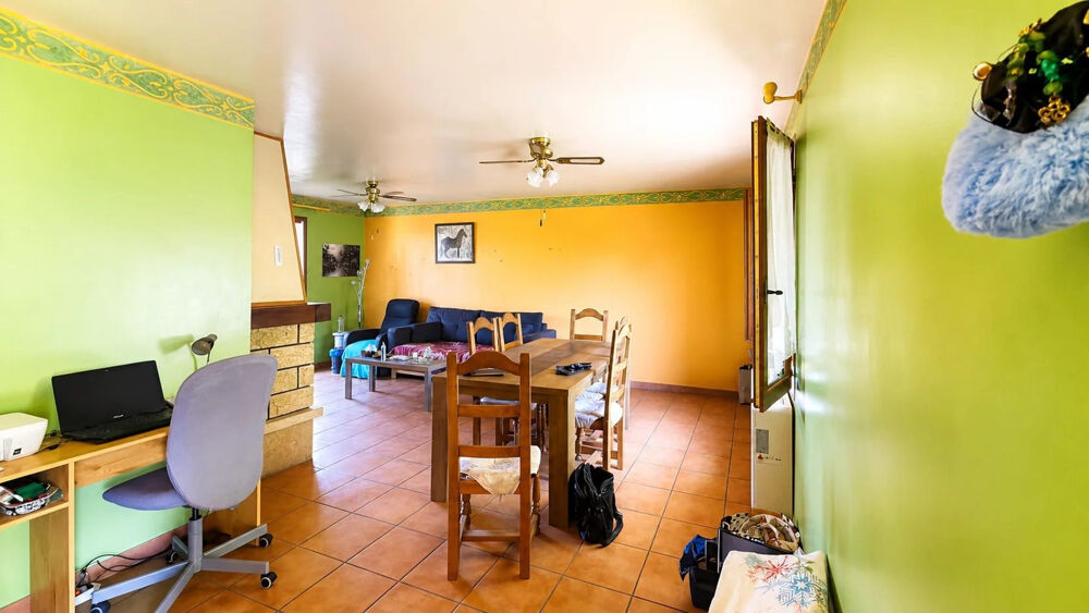 Vente Maison Terrain piscinable de 685 m2 Pourrieres