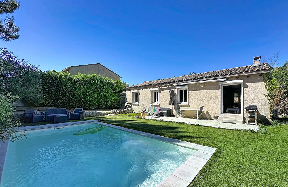 Vente Maison Terrain aménagé de 610 m2 Trets