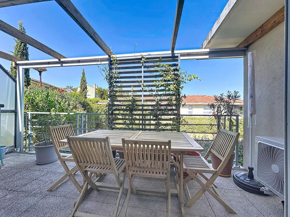 Vente Appartement Type 2 au premier et dernier étage, terrasse & stationnement Trets