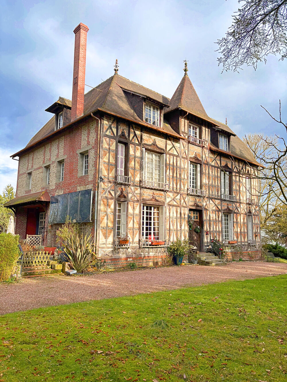 Maison 13 pièces 378 m² · à Orbec · 378 m² · 450 000 €