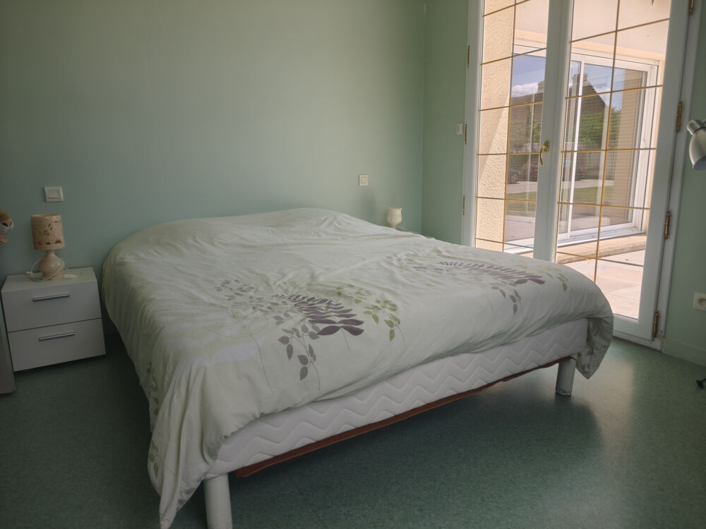à vendre  Propriété/château Bernay (27300)