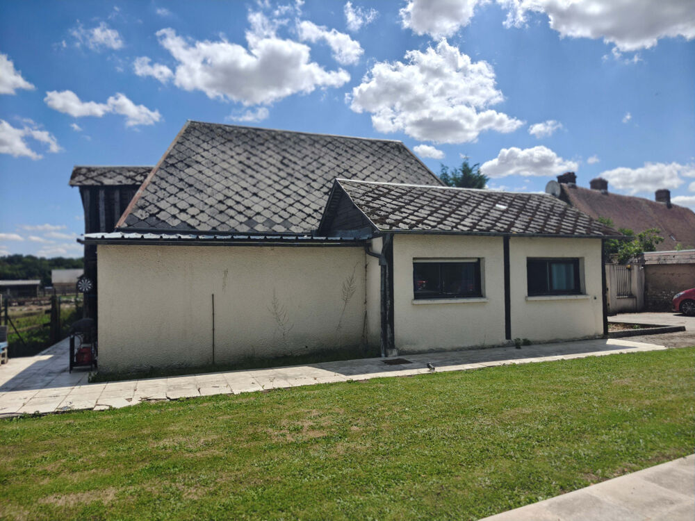à vendre  Propriété/château Bernay (27300)