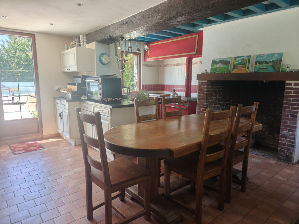 MAISON DE CAMPAGNE AVEC PISCINE COUVERTE