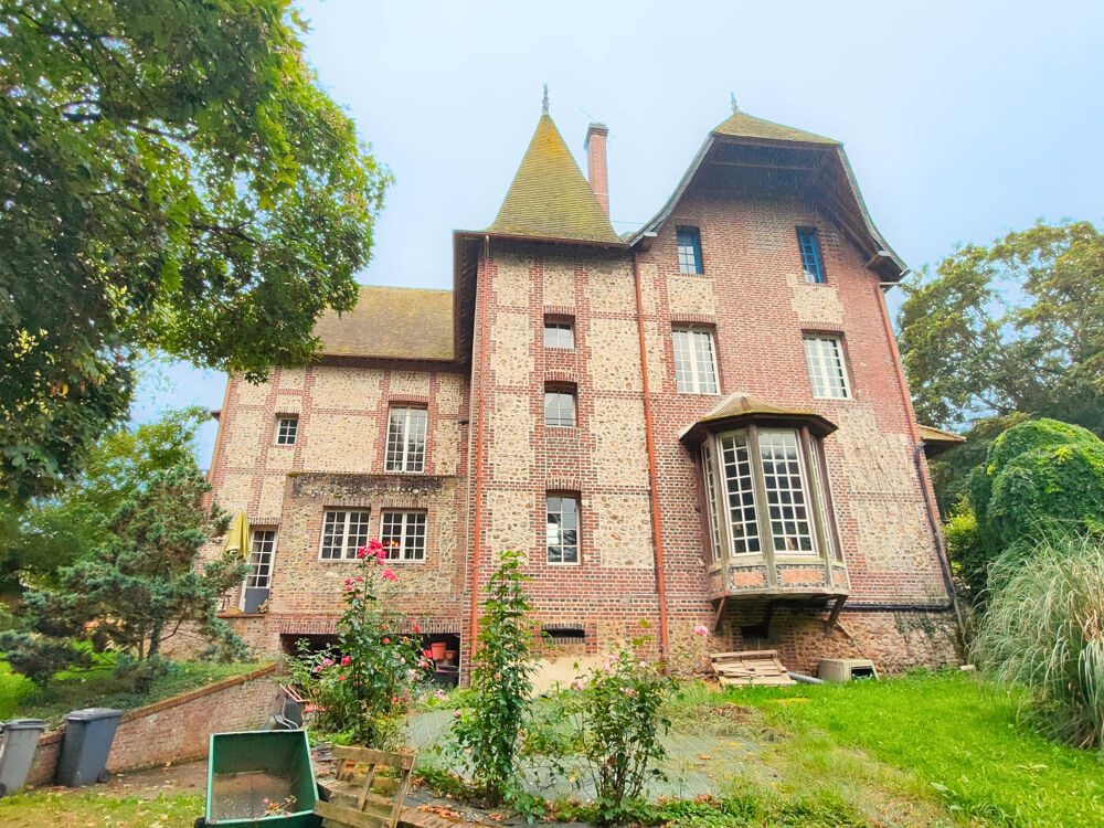 MANOIR