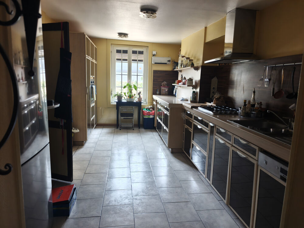 MAISON FAMILIALE AU CALME ENTRE VIMOUTIERS ET LIVAROT