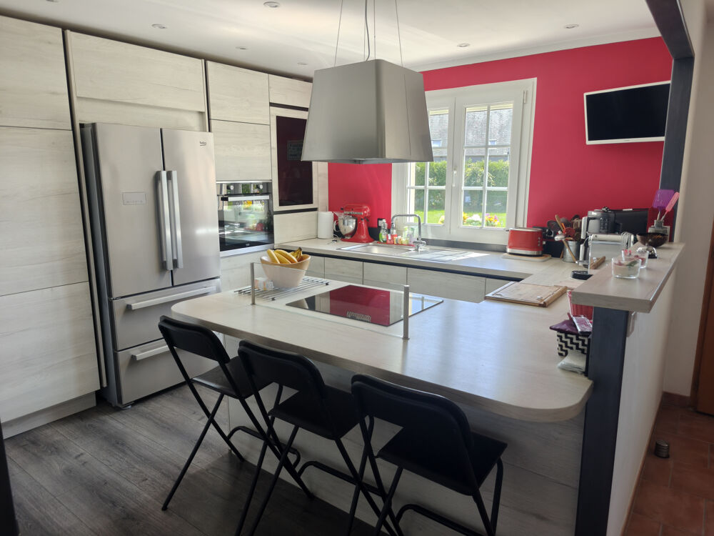 Maison de 154 m2, 7 pièces DONT 5 chambres