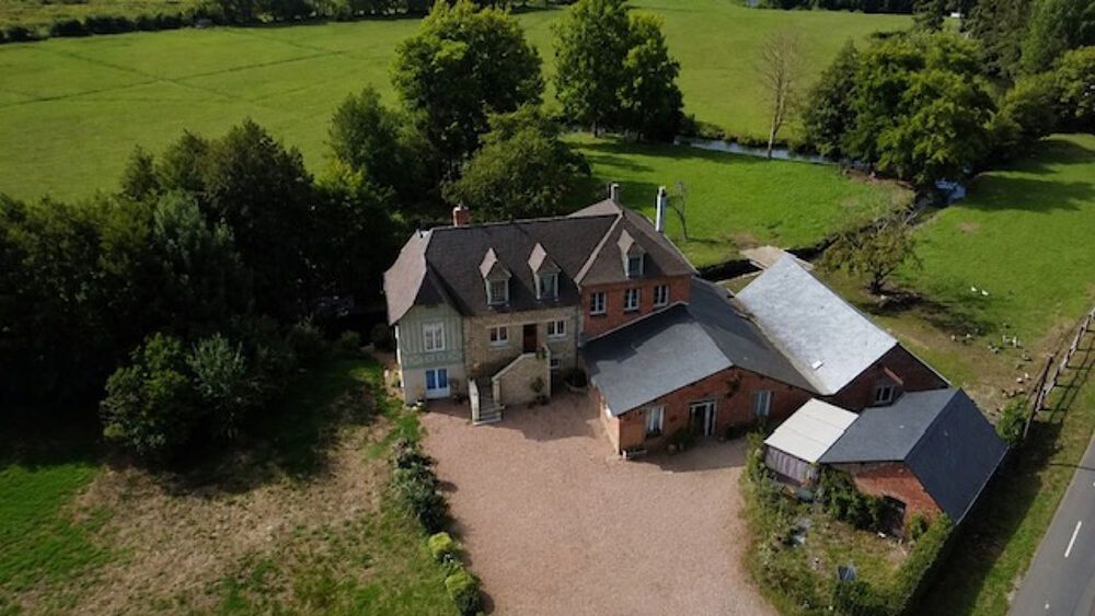 Vente Maison Moulin de 340 m2 - Bord de rivière - 12 pièces - 6 chambres - Vie de plain-pied Lisieux