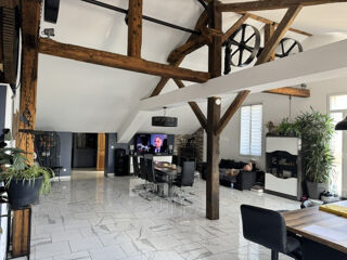  Maison à vendre 12 pièces 338 m²