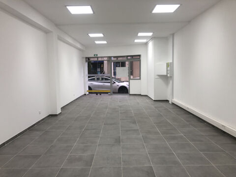 LOCAL COMMERCIAL CAGNES SUR MER 1600 06800 Cagnes sur mer