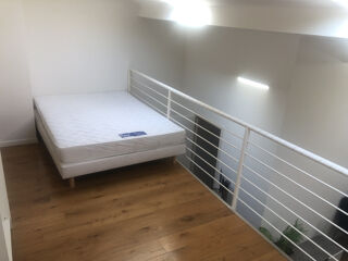  Appartement à louer 2 pièces 45 m²