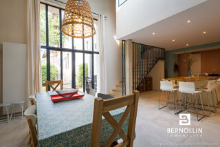 Maison à vendre 8 pièces 244 m²