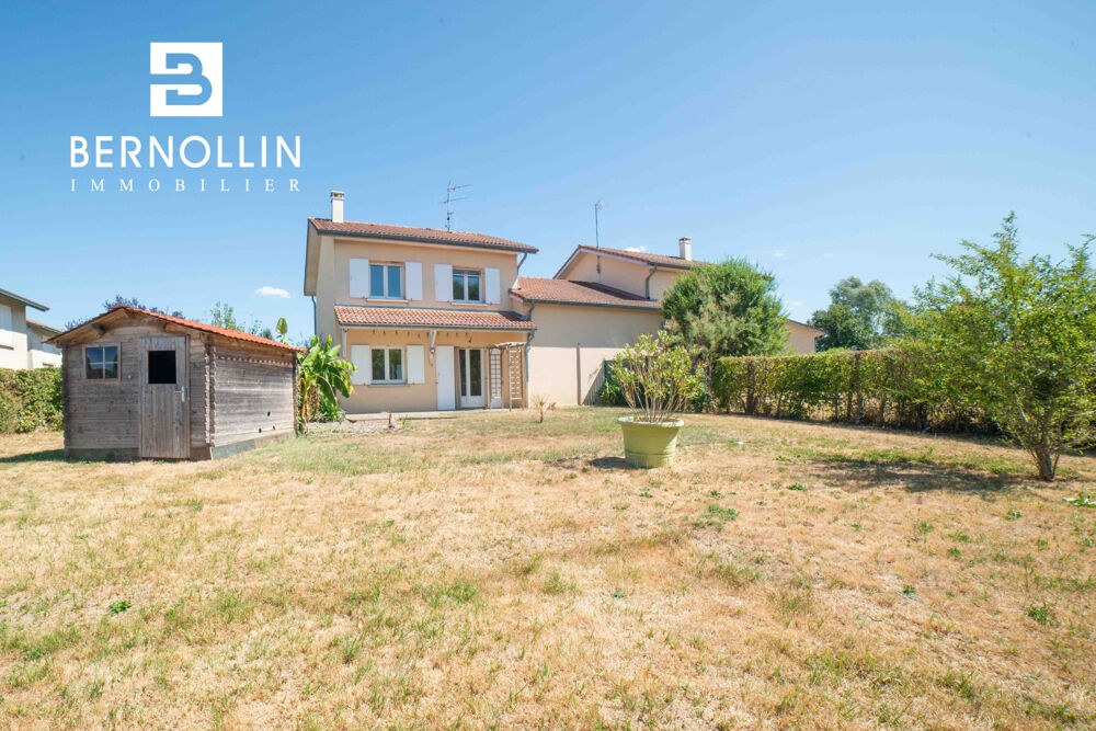 Maison 82 m2, 3 chambres et garage sur terrain de 540 m2 - MONTREVEL EN BRESSE CENTRE