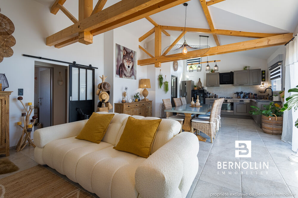 Vente Maison Villa hyper récente, 2 chambres sur terrain de 930 m2 - ST TRIVIER DE COURTES St trivier de courtes