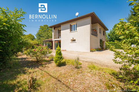   Charmante maison sur sous sol de 113 m2 à Meillonnas. Maison - 5 pièce(s) - 113 m²