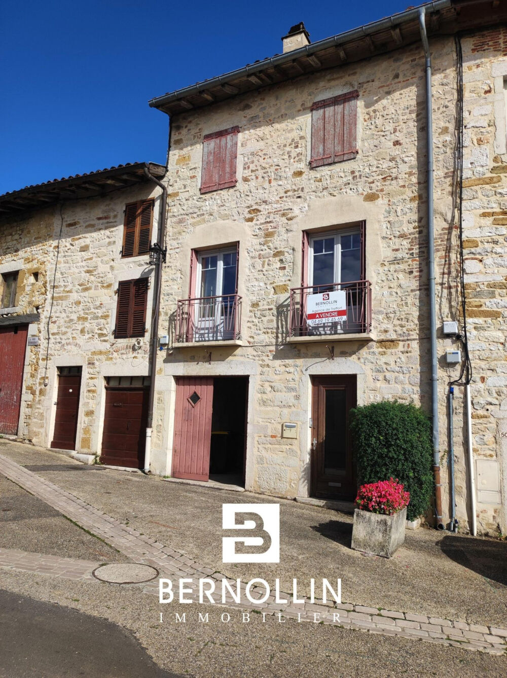 Vente Maison Maison en pierre mitoyenne de 107 m2 à Treffort centre Val revermont