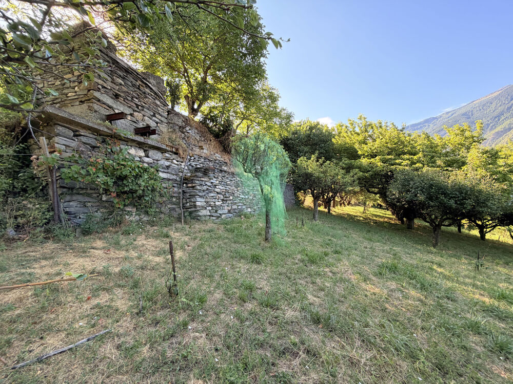 Vente Terrain À VENDRE   EXCLUSIVITÉ  (73) SAINT-JULIEN-MONT-DENIS   TERRAIN DE 1 446 m2 DONT 760 m2 CONSTRUCTIBLES St julien mont denis
