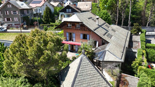 Maison 9 pièces 633 m² · à Saint-Jean-de-Maurienne · 633 m² · 570 000 €