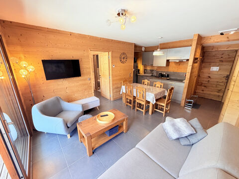   (73) LA TOUSSUIRE - T3 Hypercentre - Résidence de standing 2016 - Face front de neige - Terrasse Sud - Parking Appartement - 4 pièce(s) - 46 m²