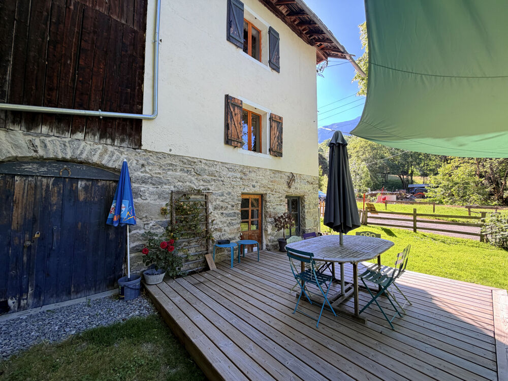 À VENDRE EXCLUSIVITÉ SAINT-FRANÇOIS-LONGCHAMP (MONTAIMONT) ANCIEN CORPS DE FERME RÉNOVÉ 110 m2 HABITABL