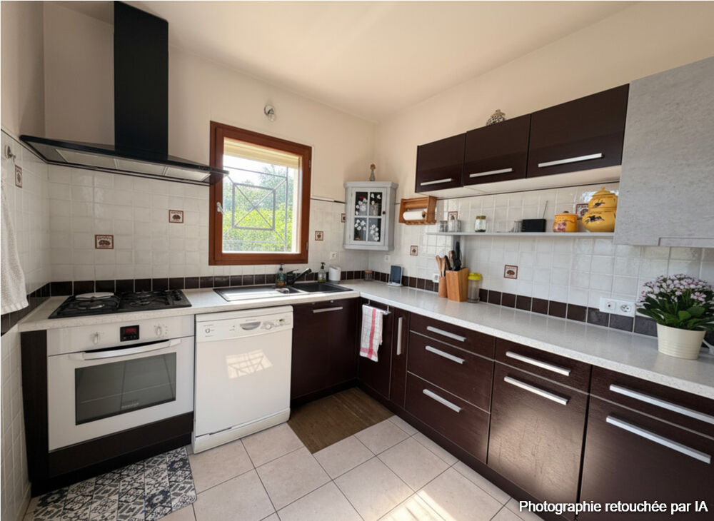 Vente Maison ARÈS   MAISON FAMILIALE AVEC APPARTEMENT INDÉPENDANT Ares