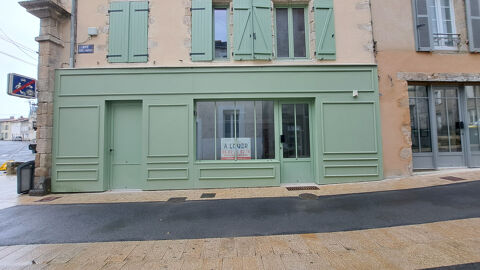 Local commercial &agrave; louer 610 79200 Parthenay