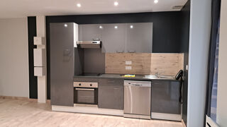  Appartement à louer 3 pièces 55 m²