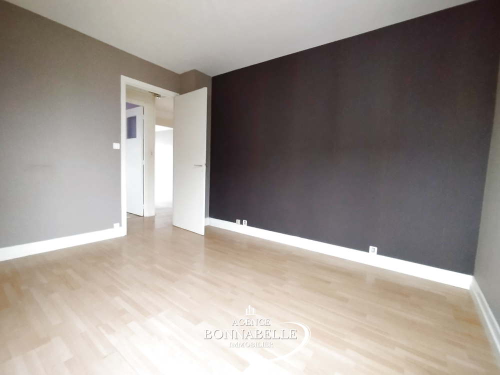 Appartement F3 de 65 m2 avec balcons