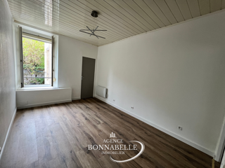 Vente Duplex/Triplex F3 EN DUPLEX   ENTIÈREMENT RÉNOVÉ   3e ET DERNIER ÉTAGE   DPE C Nancy