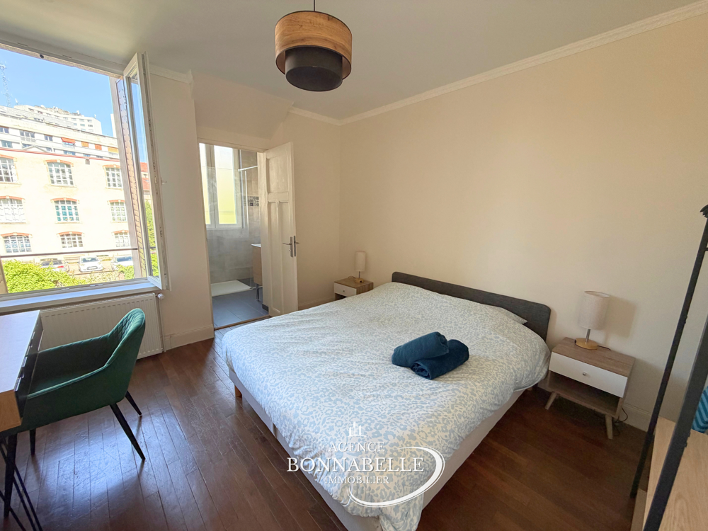 Vente Immeuble IMMEUBLE DE RAPPORT   118 m2   3 APPARTEMENTS   GARAGE   JARDIN 80 m2   COMBLES AMÉNAGEABLES   PARC SAINTE-MAR Nancy