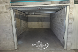  Parking / Garage � vendre 