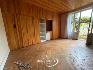  Immeuble à vendre 12 pièces 390 m²