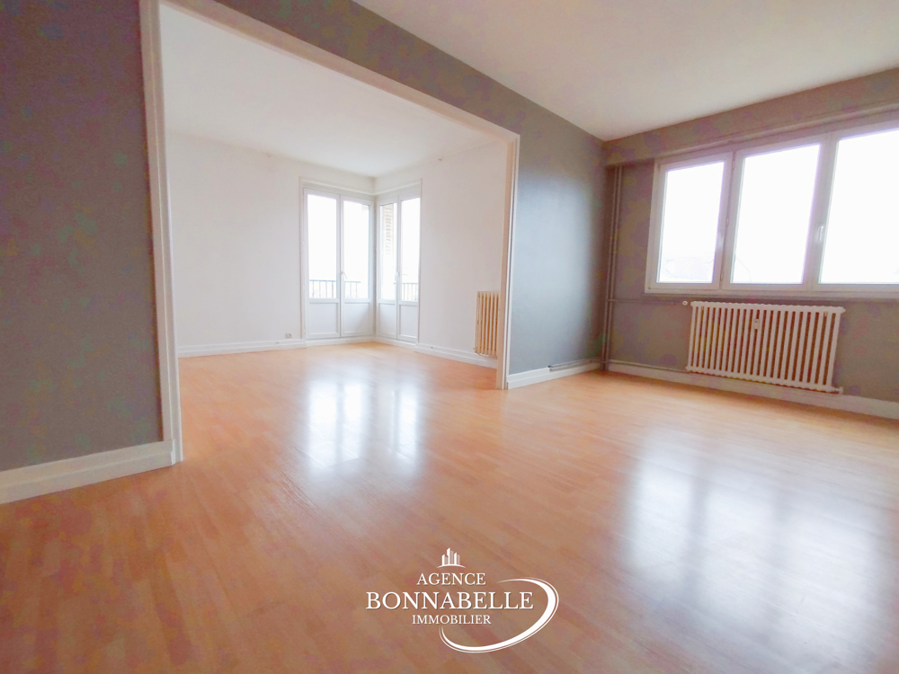 Appartement F3 de 65 m2 avec balcons