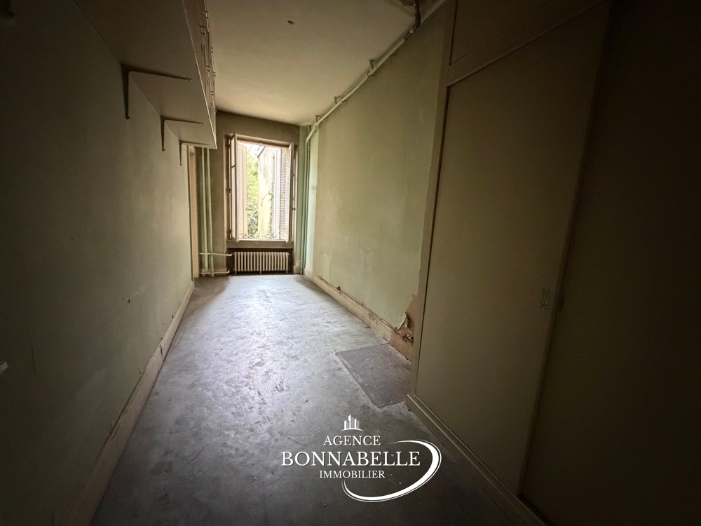 Vente Immeuble IMMEUBLE DE RAPPORT À FORT POTENTIEL   327 m2 + 80 m2 DE BUREAUX   CAVES 170 m2   JARDIN 1 000 m2 Luneville