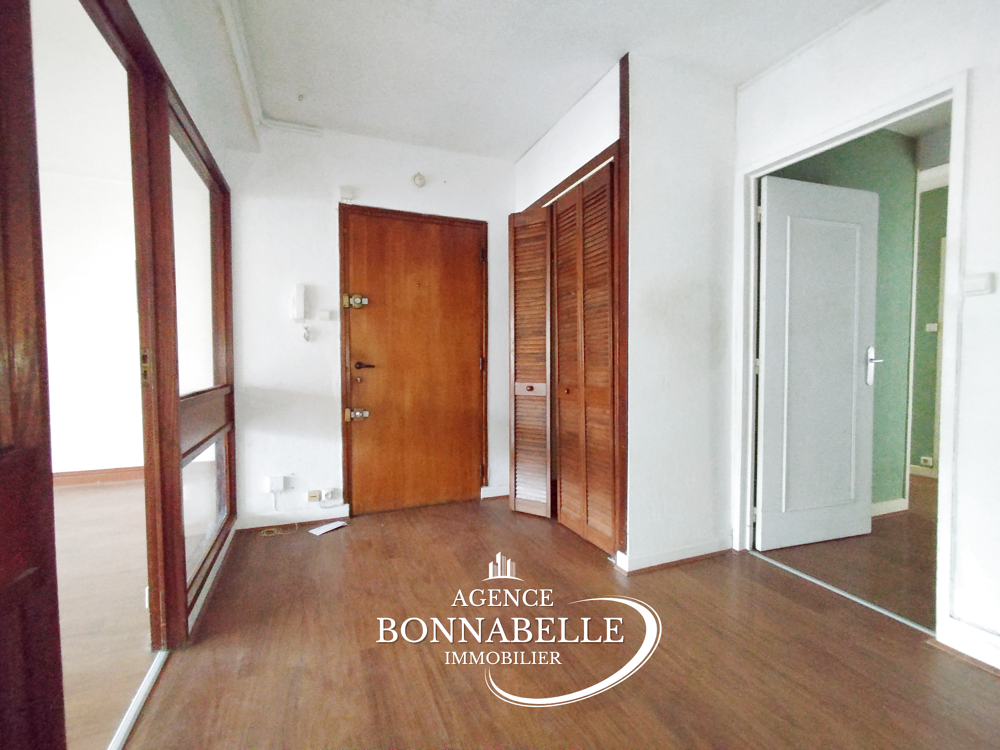 Vente Appartement NANCY APPARTEMENT T4 avec garage Nancy