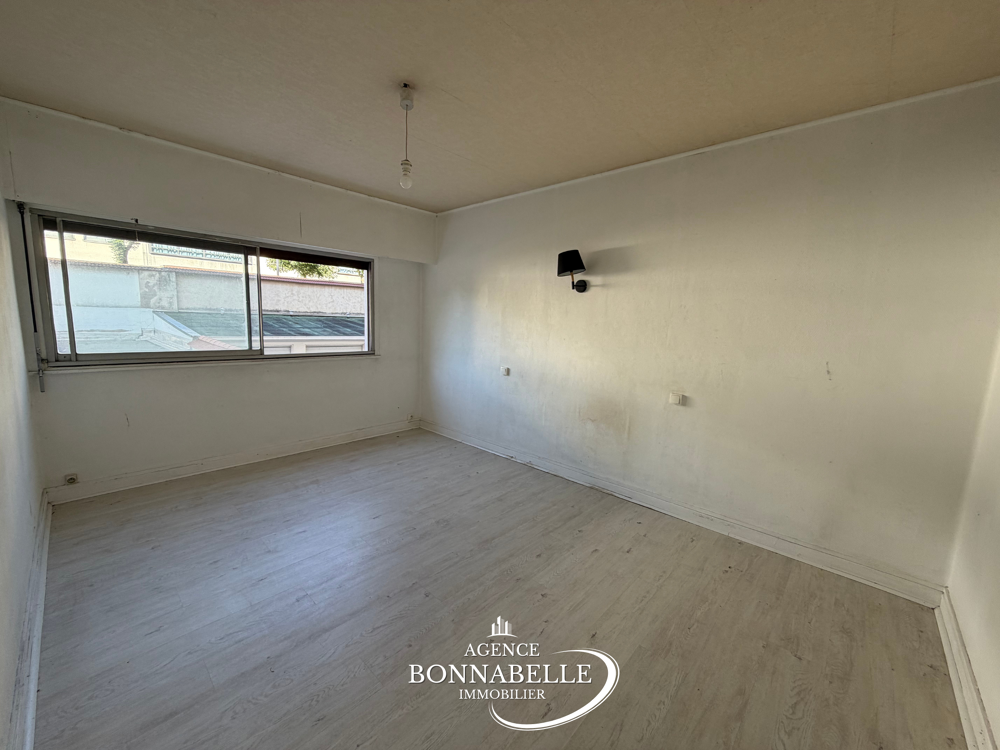 Appartement 4 pièces 91 m² · à Nancy · 91 m² · 143 100 €