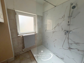  Immeuble à vendre 323 m² Luneville