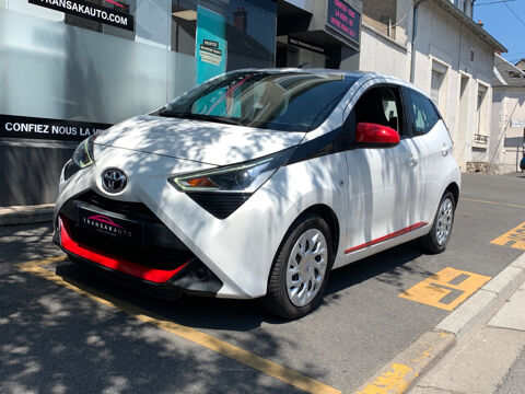 Toyota aygo MY19 1.0 VVT-i x-play x-pop - Garantie