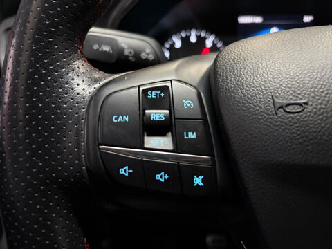 Focus 1.0 EcoBoost 125 S&S ST Line 2018 occasion 18230 Saint-Doulchard