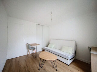  Appartement à louer 1 pièce 19 m²