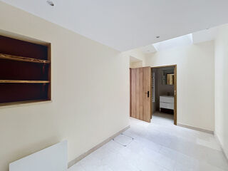  Appartement à louer 1 pièce 33 m²