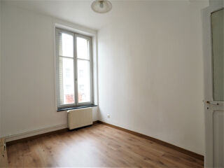  Appartement à louer 2 pièces 45 m²